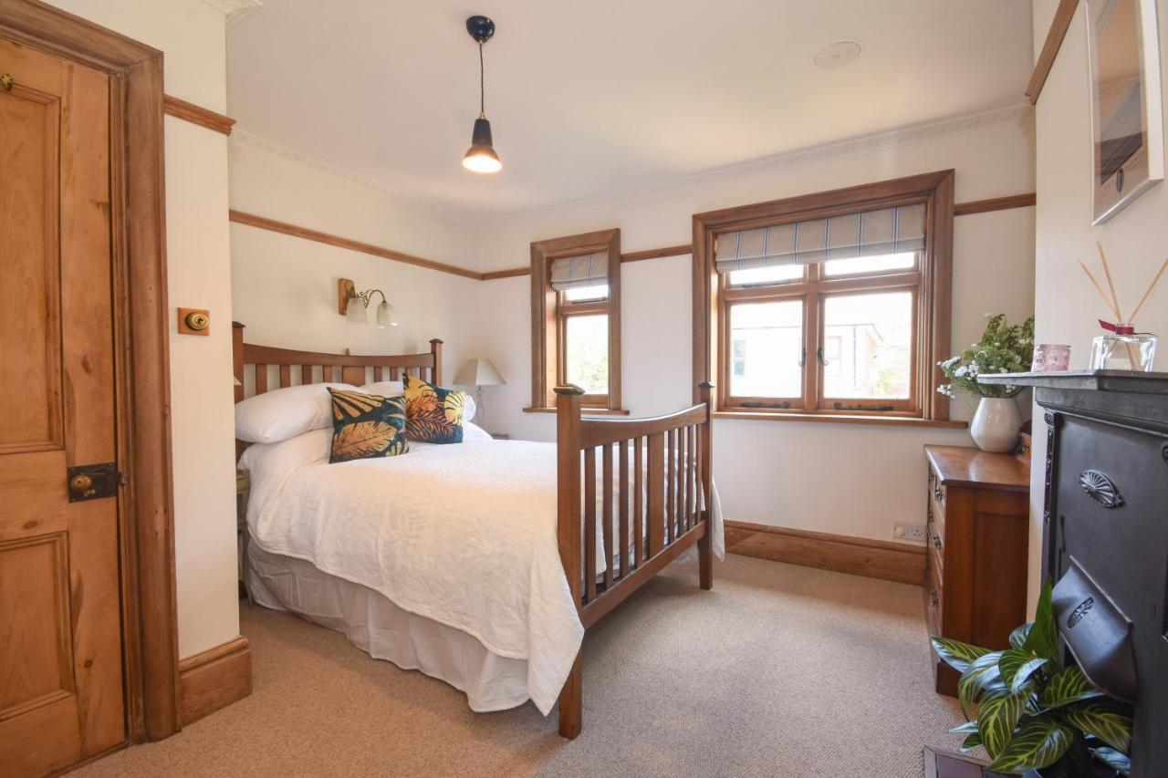 Unique Period One Bedroom House In Колчестер Екстер'єр фото